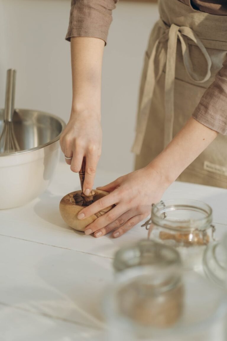 mortar and pestle set for grinding cinnamon